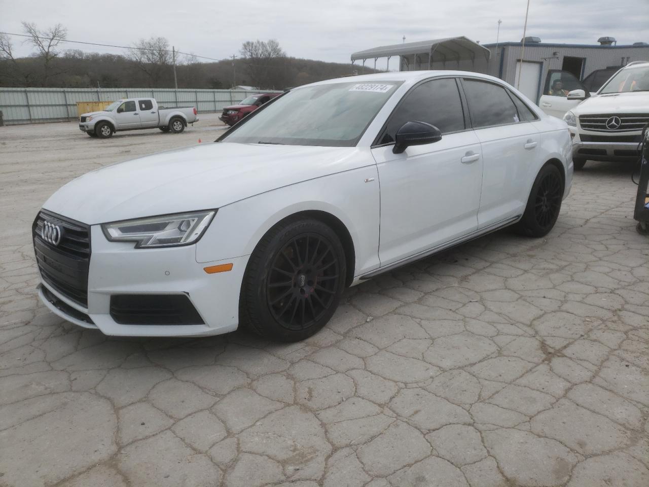 AUDI A4 2018 wauenaf43ja055512