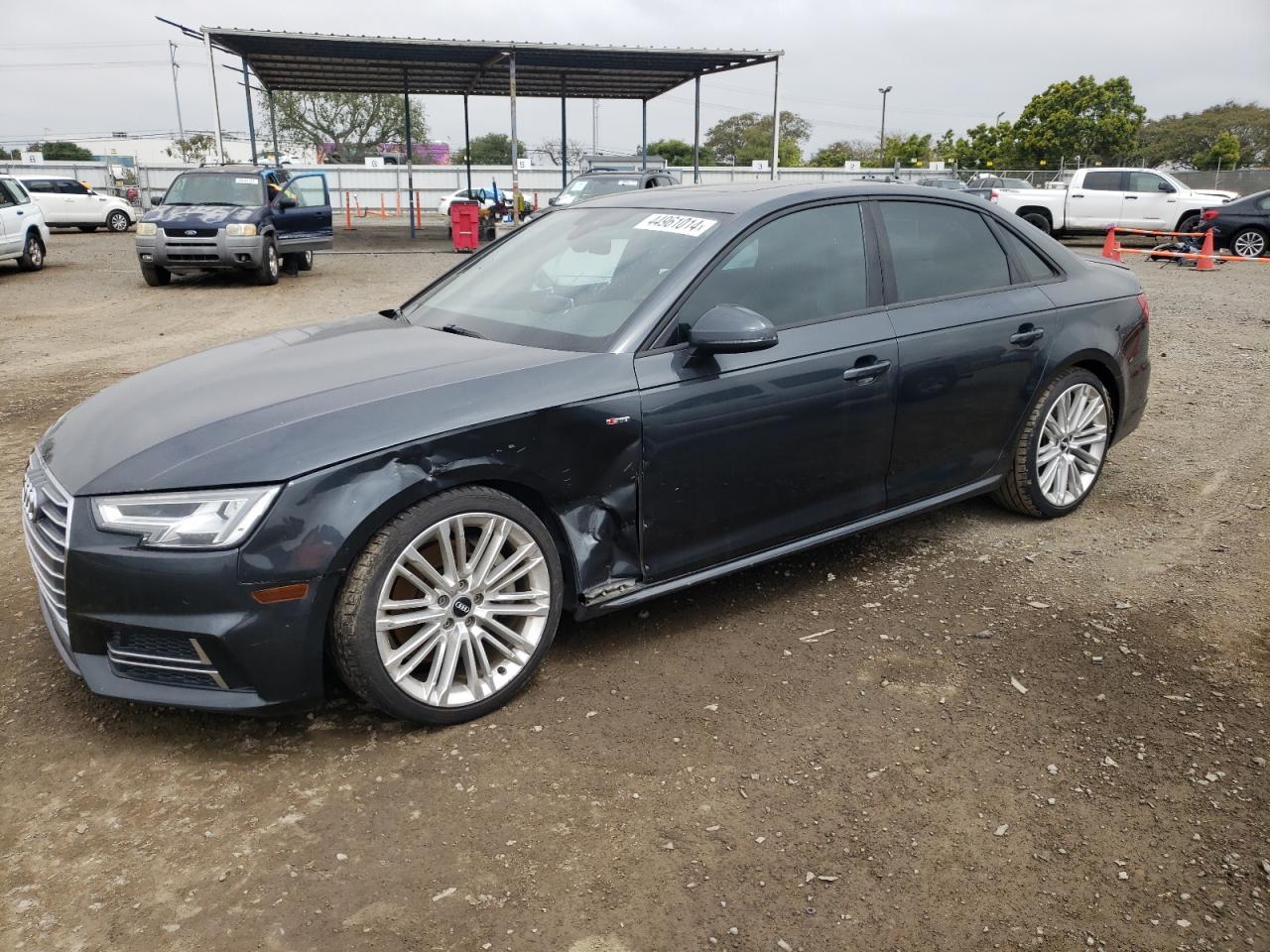 AUDI A4 2017 wauenaf48hn024002