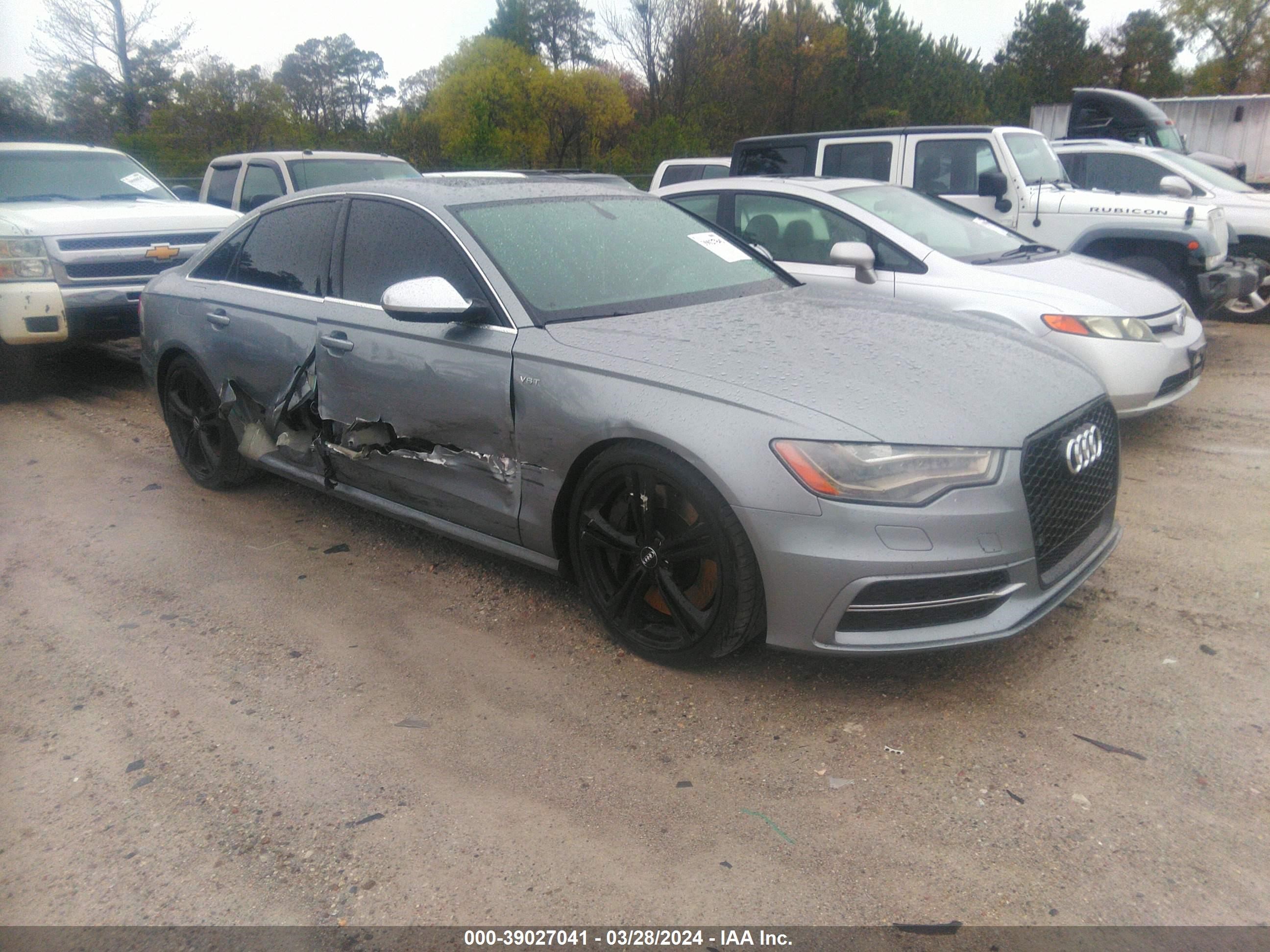 AUDI S6 2014 wauf2afc1en095073