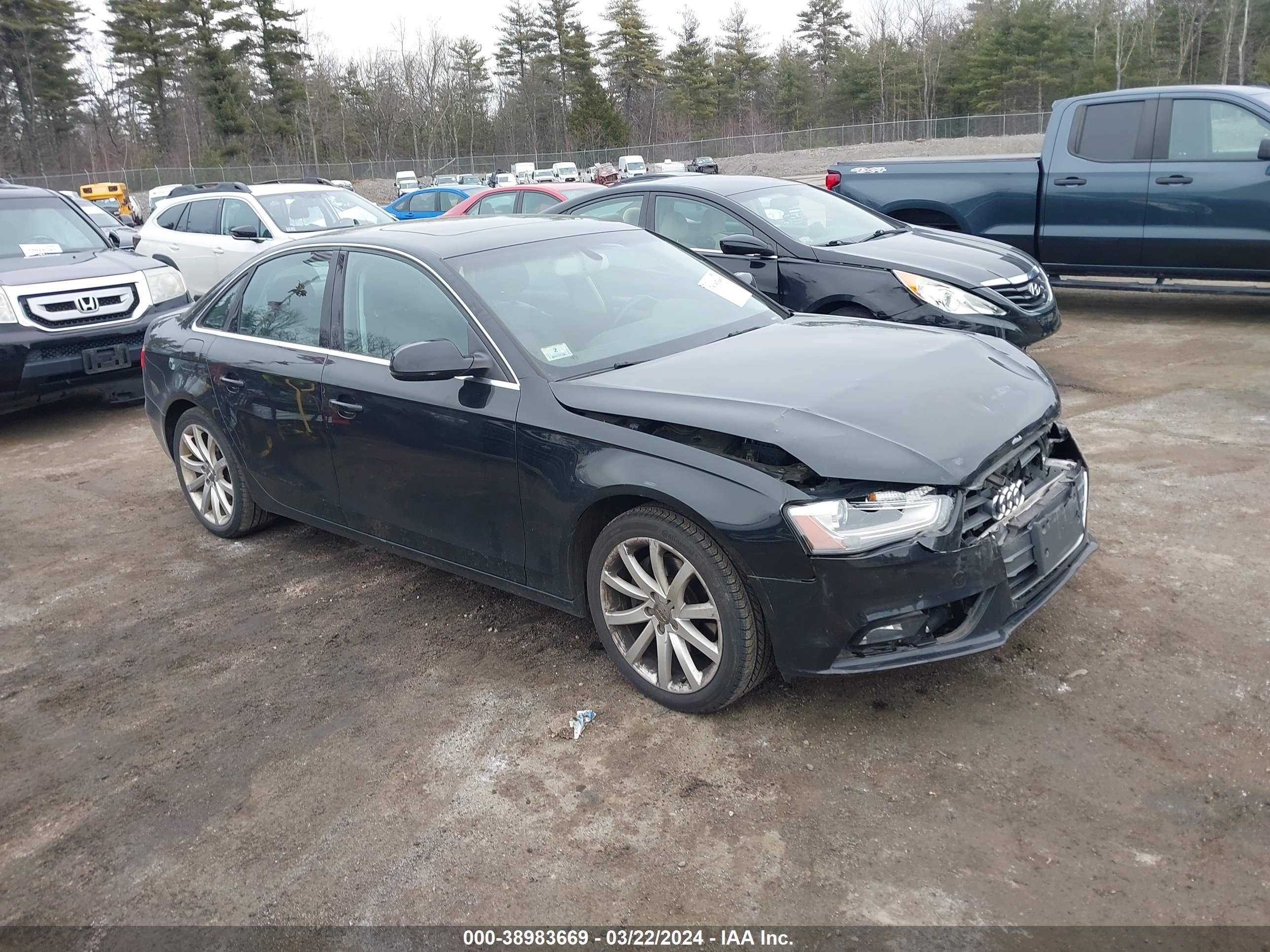 AUDI A4 2013 wauffafl8dn045628