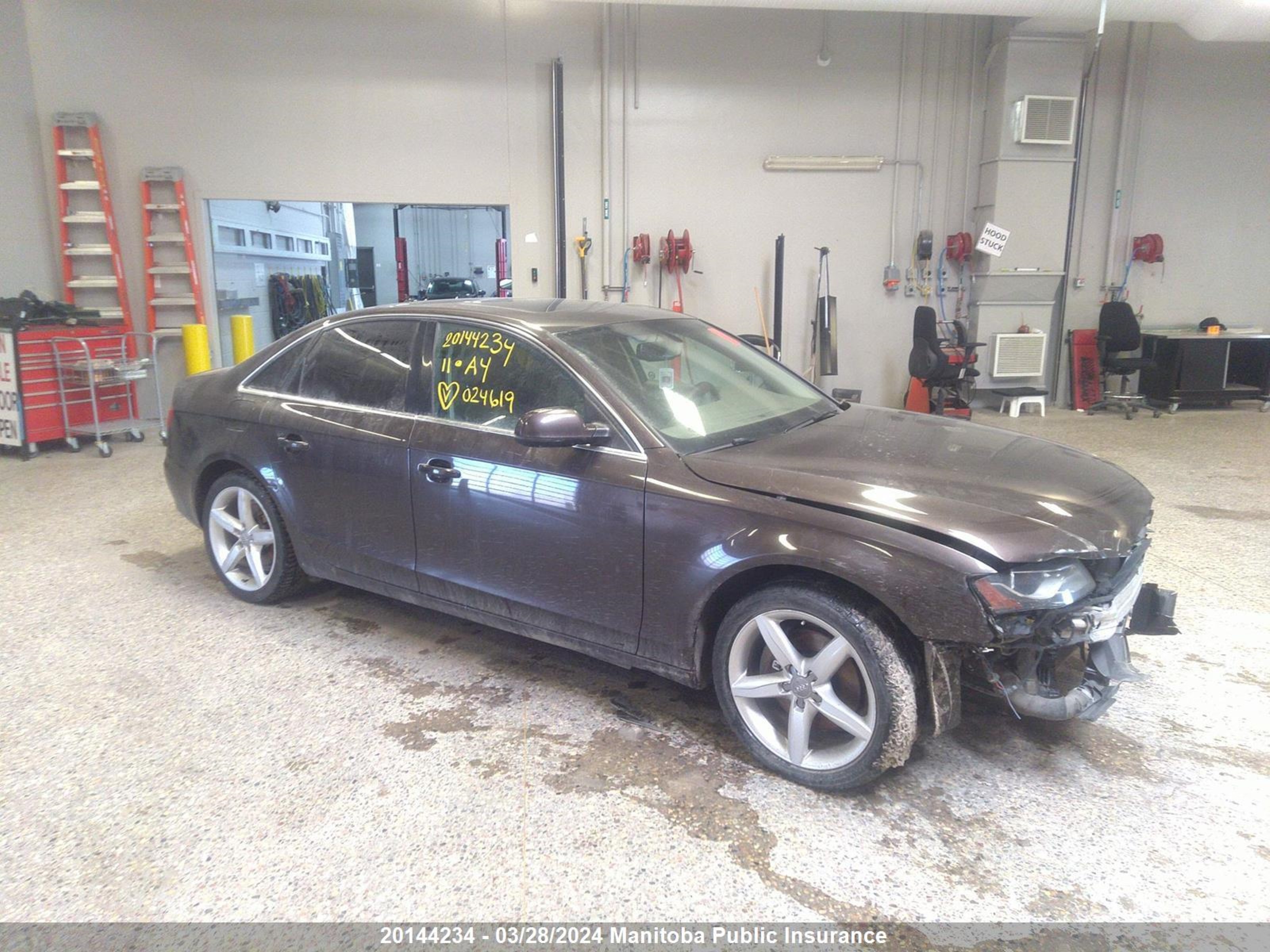 AUDI A4 2011 wauffcfl0bn024619