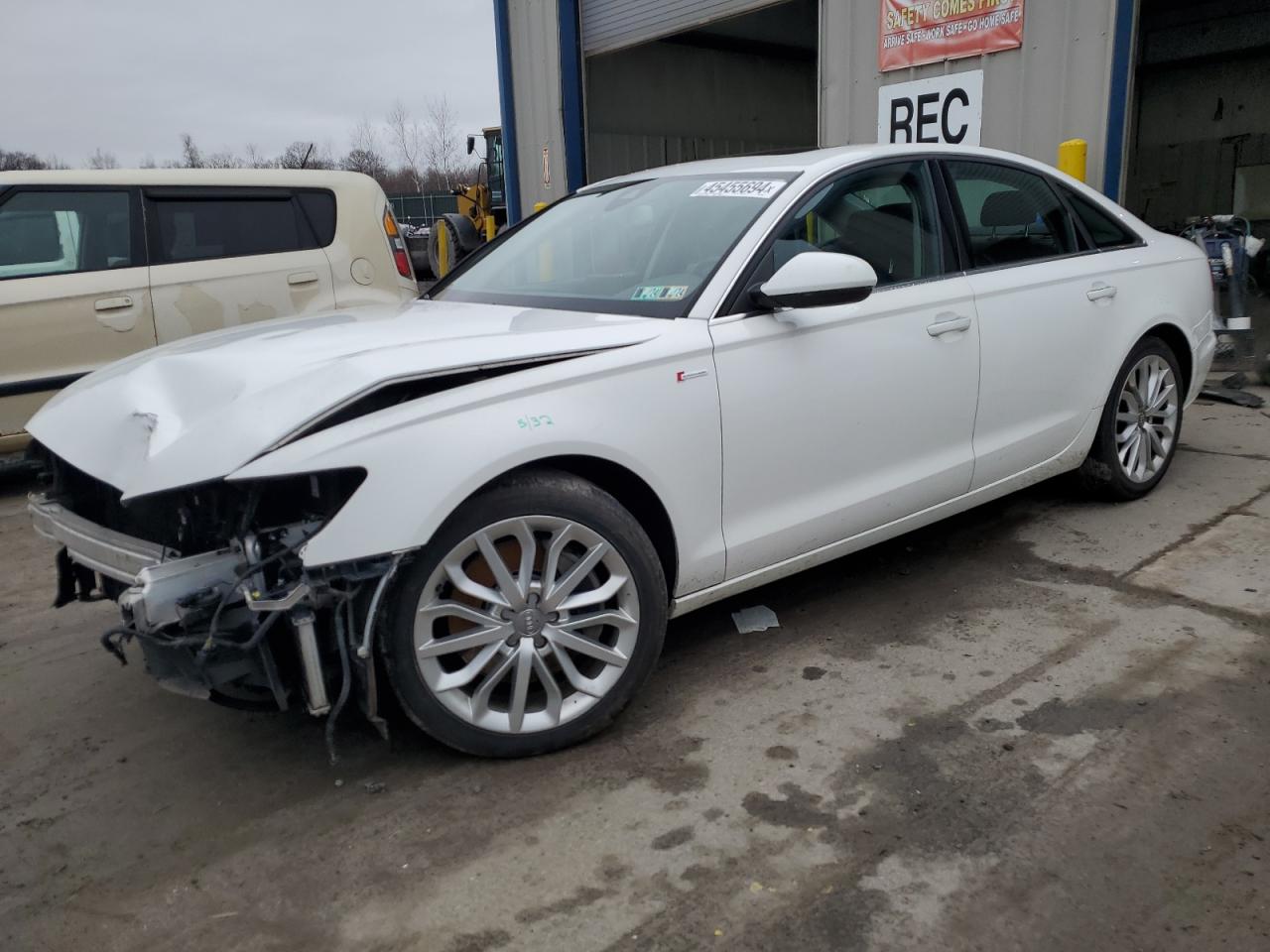 AUDI A6 2014 waufgafc4en093965