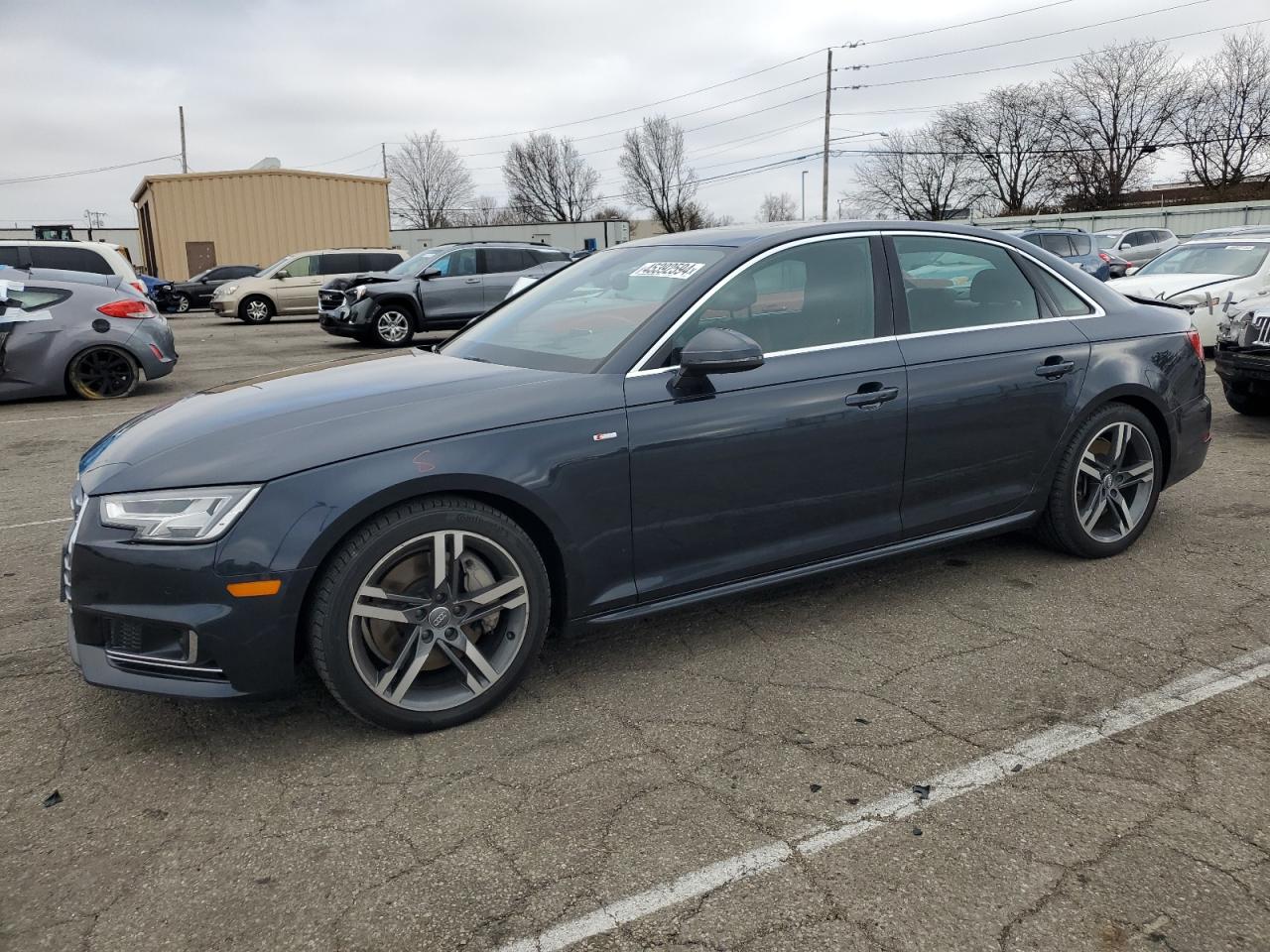 AUDI A4 2017 waufnaf42hn020628