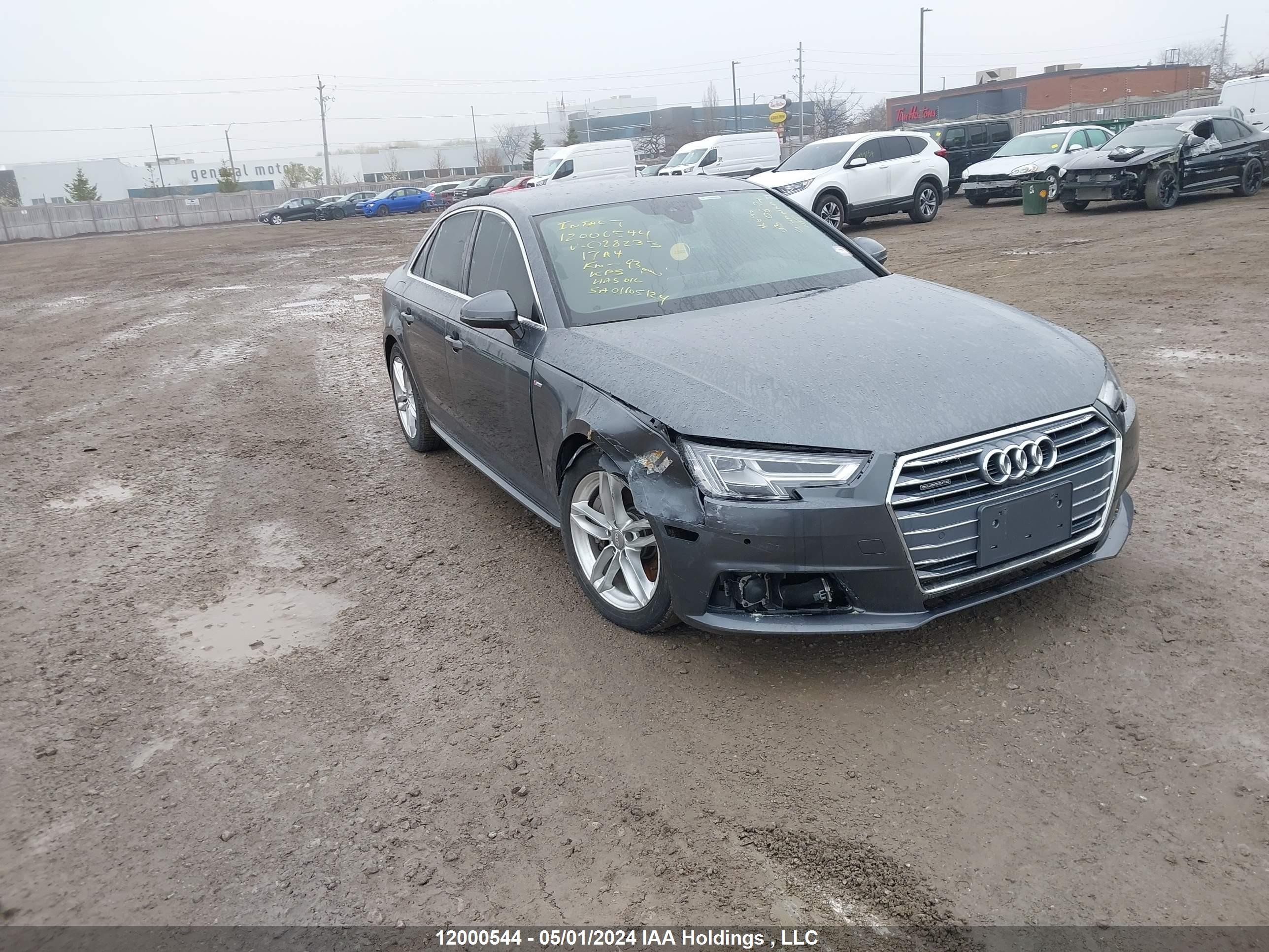 AUDI A4 2017 waufnaf48hn028233