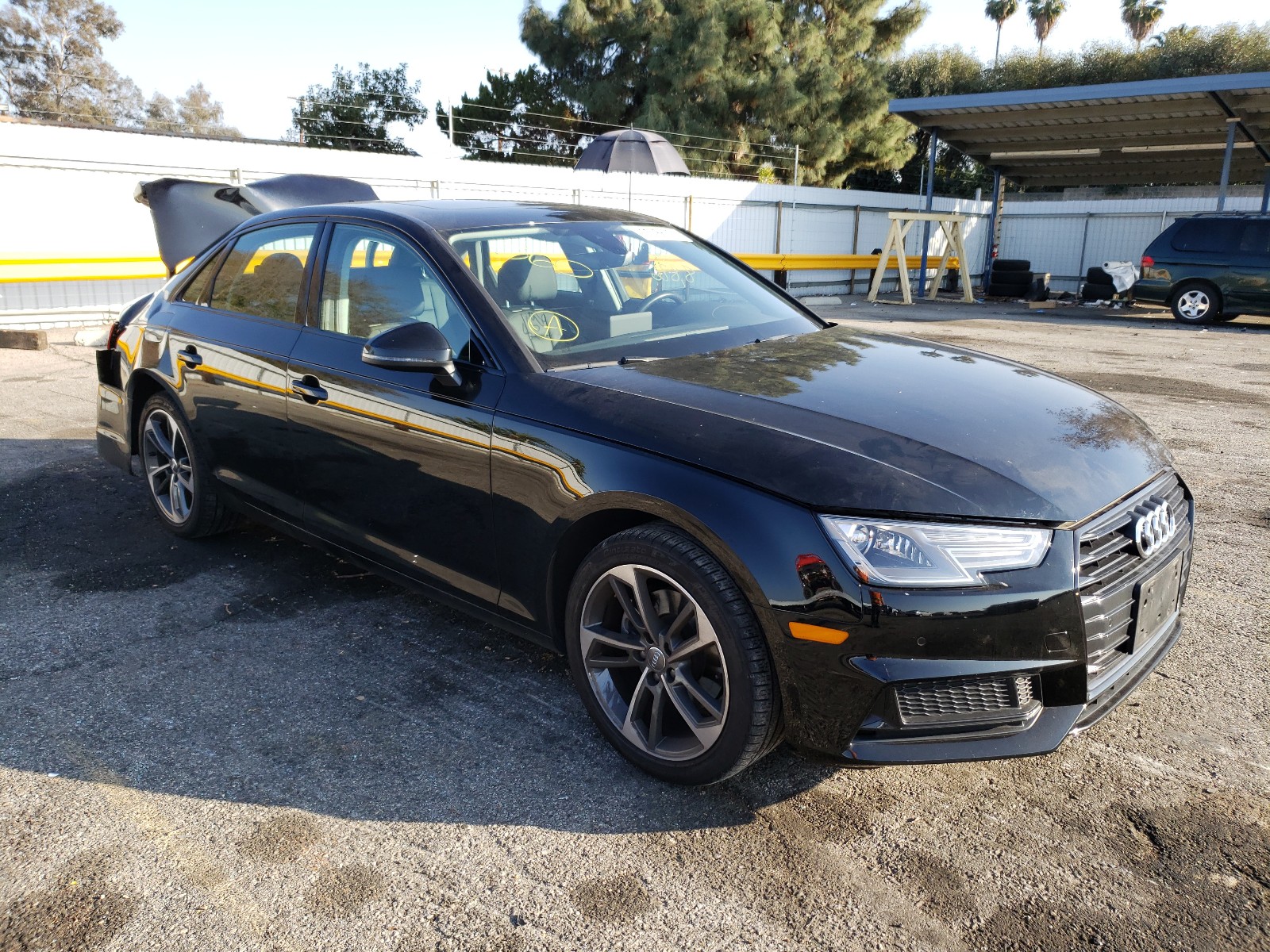 AUDI A4 PREMIUM 2019 waugmaf4xkn021752