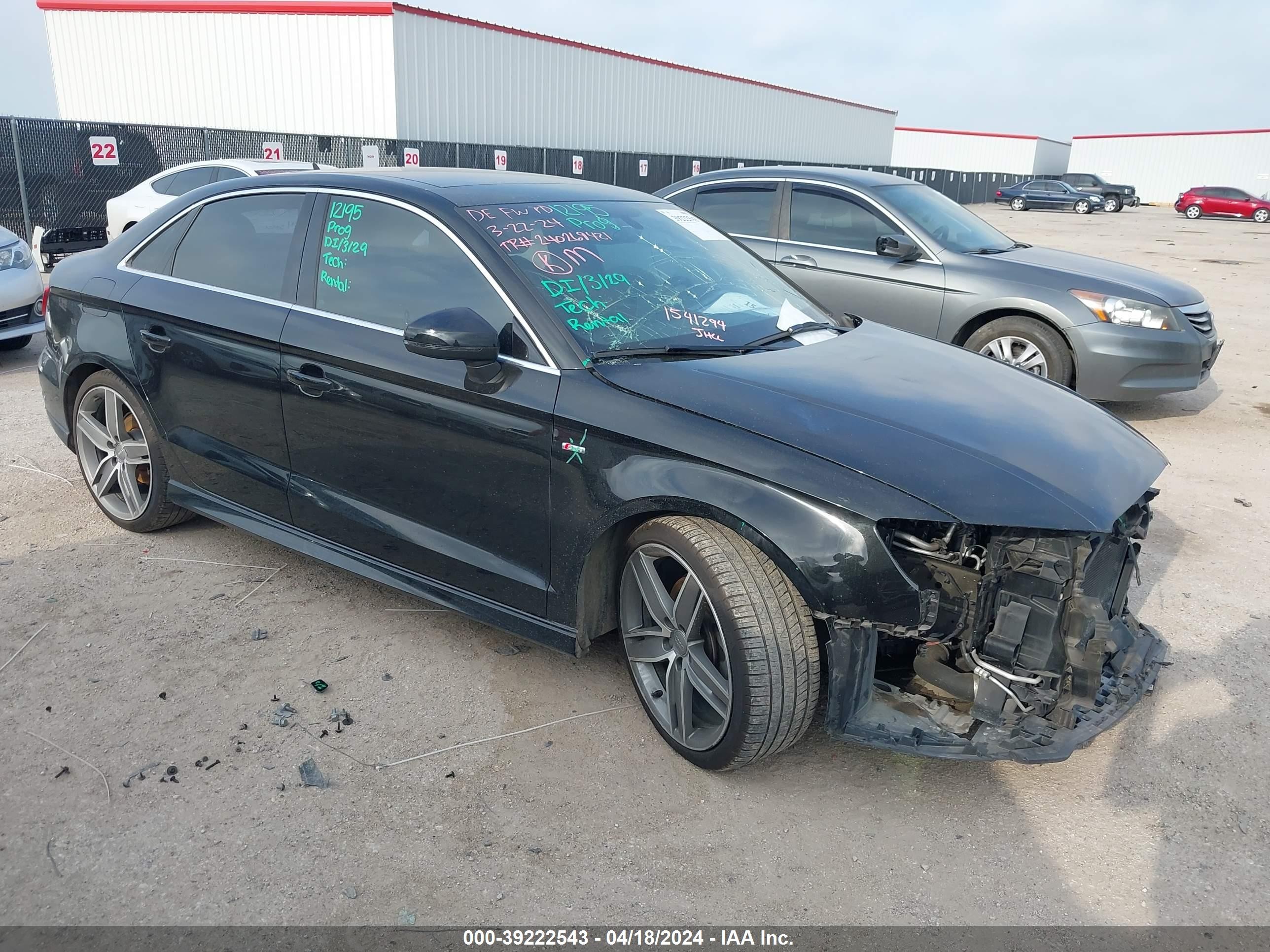 AUDI A3 2016 waugugff4h1025686