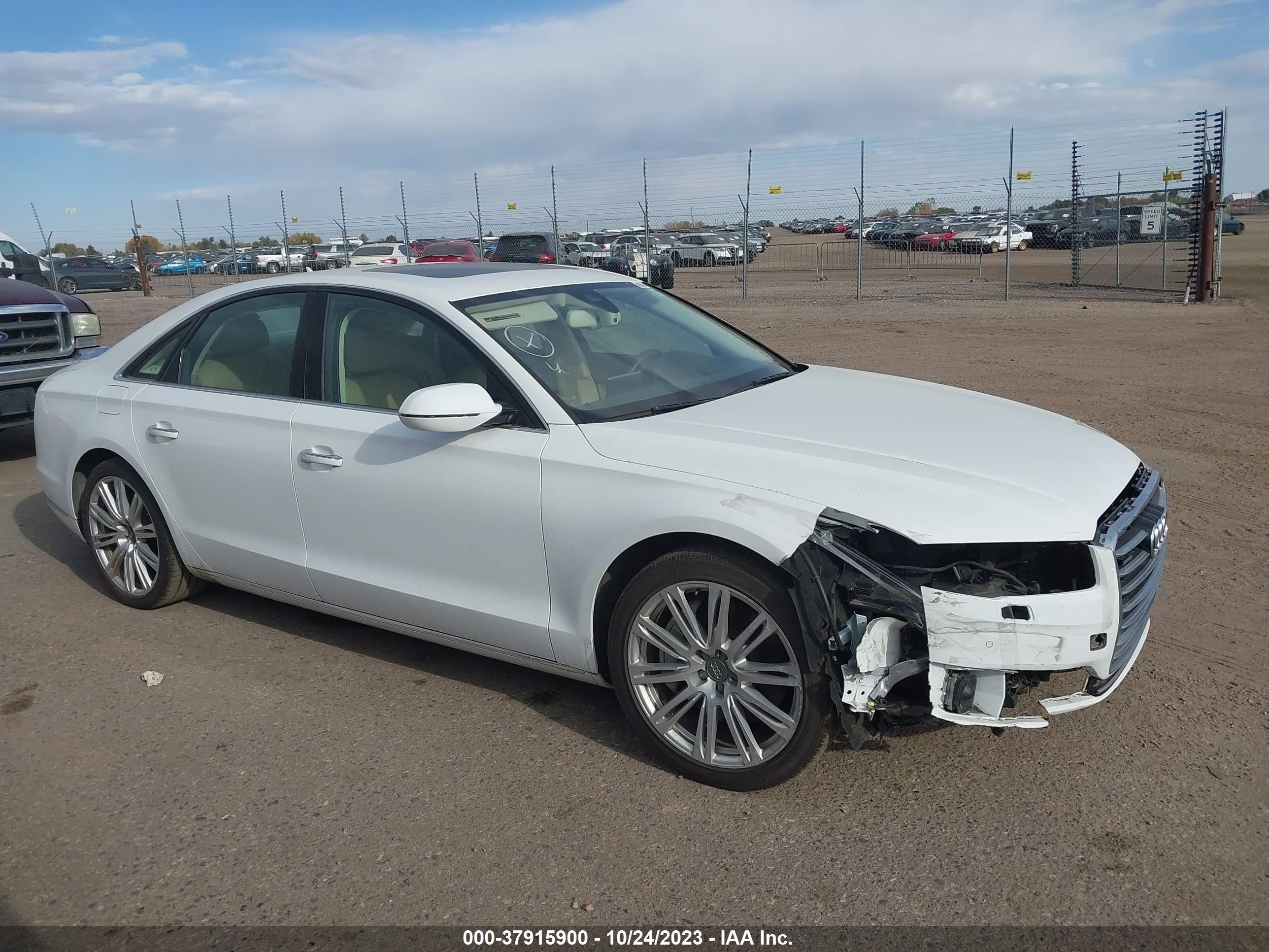 AUDI A8 2015 waujgafd2fn008433