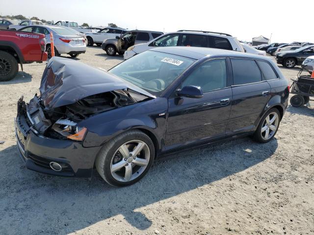 AUDI A3 PREMIUM 2013 waukeafm1da009376