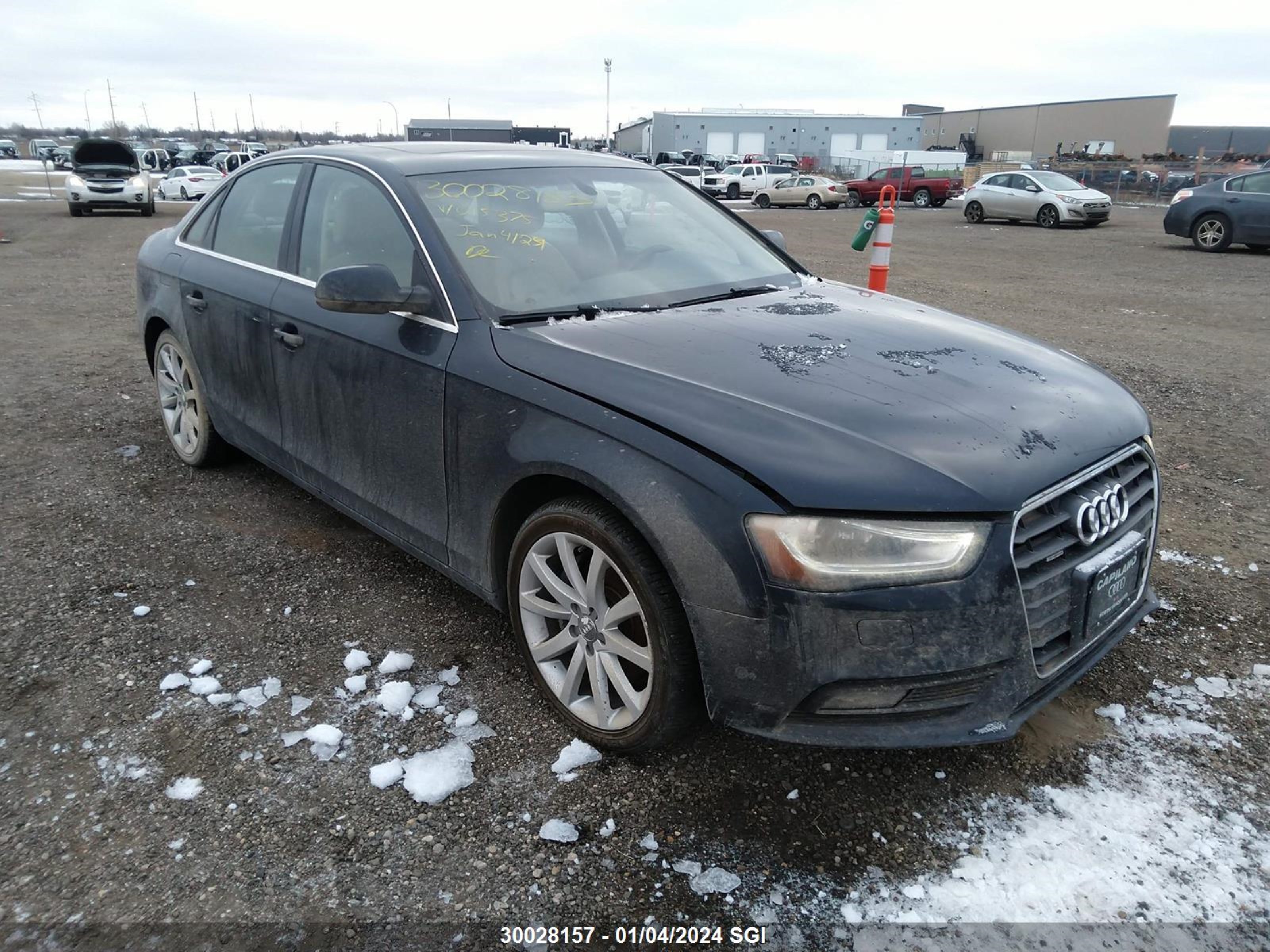 AUDI A4 2013 waukfcfl6dn015375