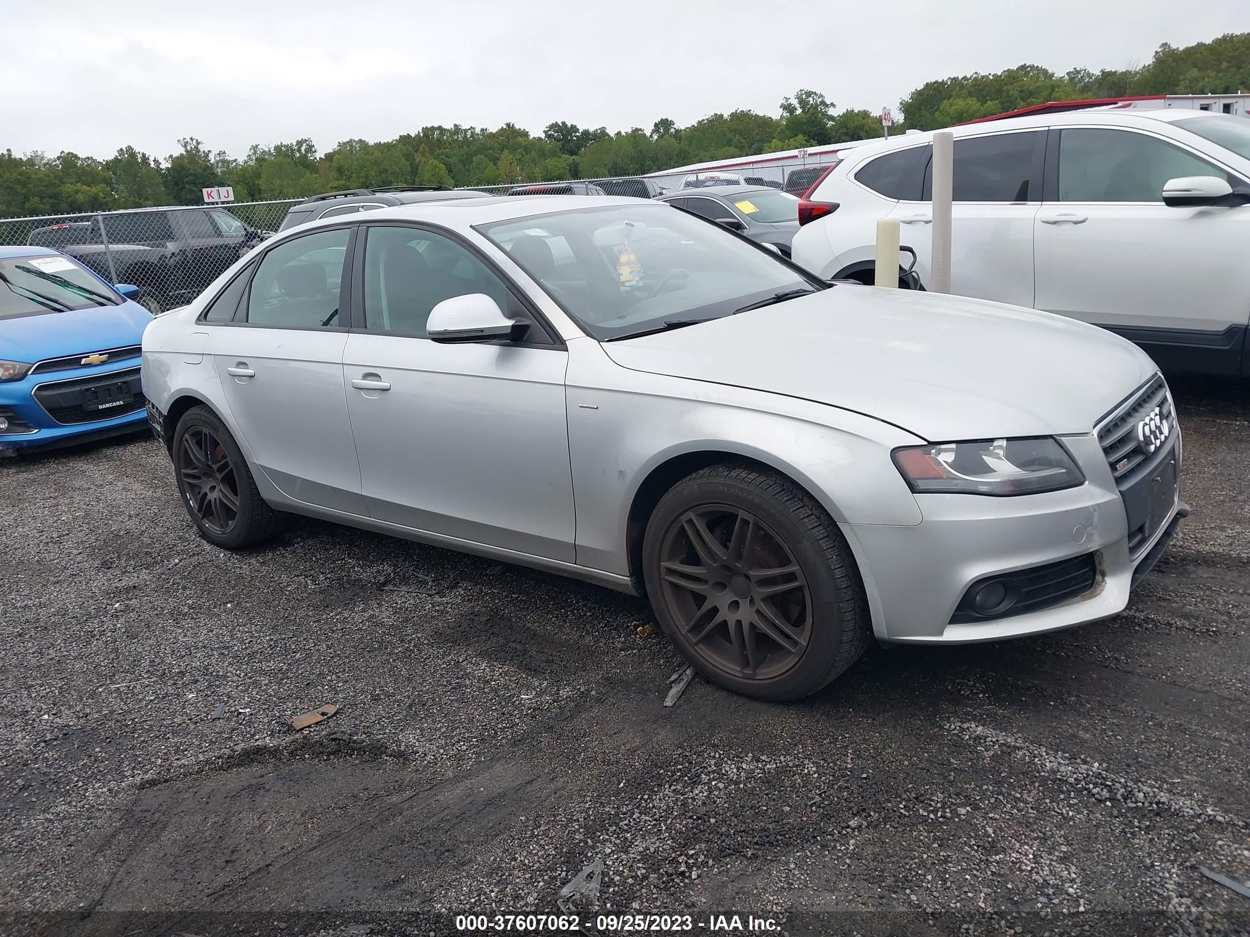 AUDI A4 2009 waulf78k69n010846