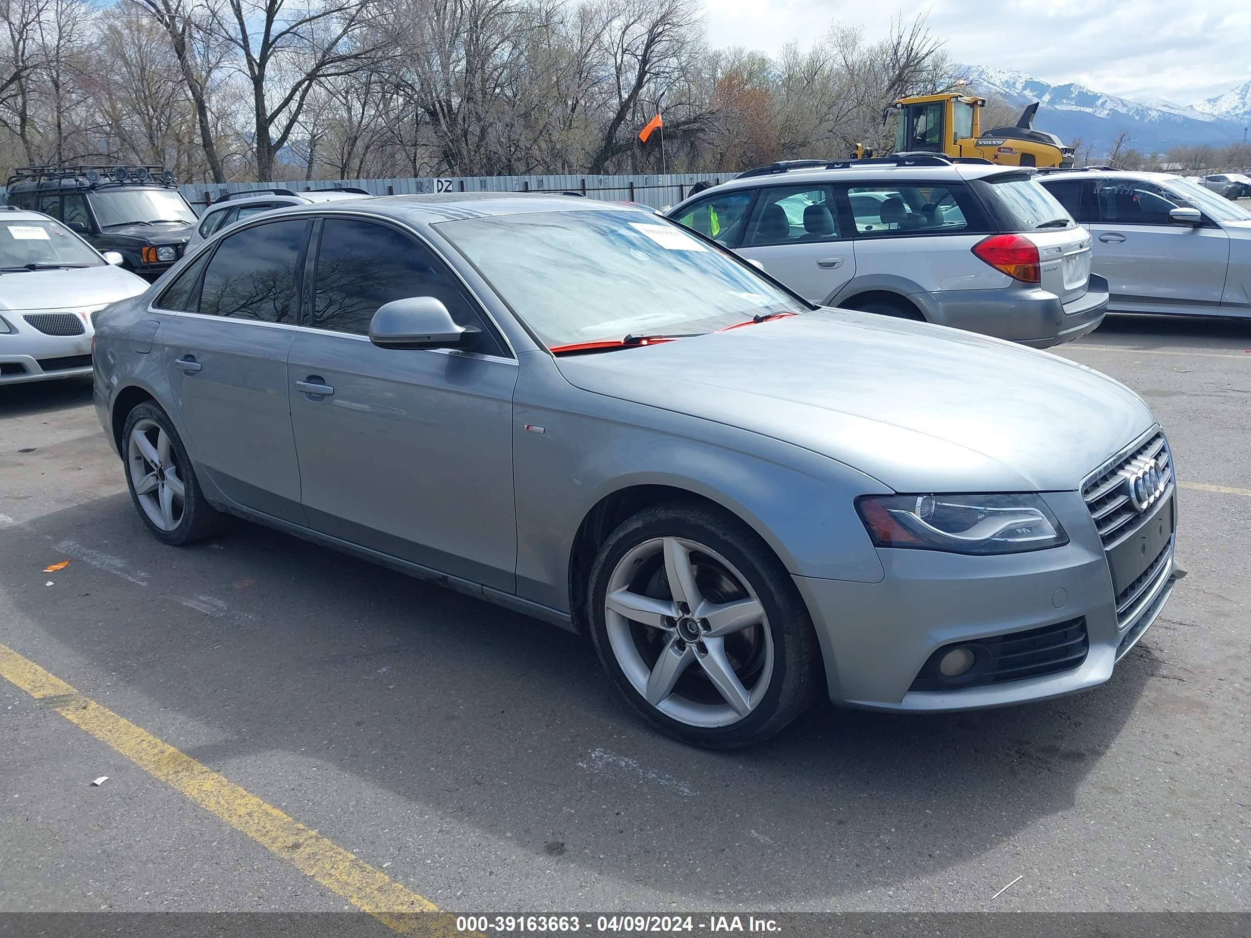 AUDI A4 2009 waumf78k59a090507