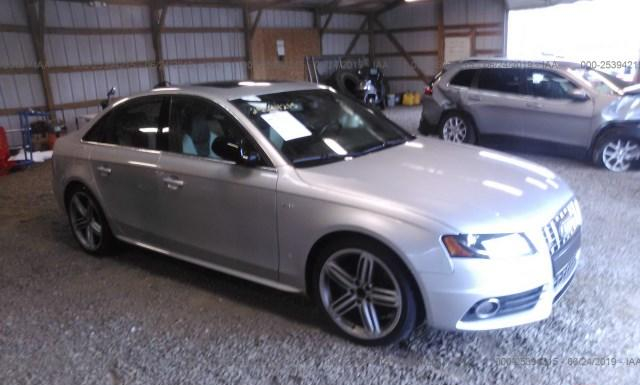 AUDI S4 2010 waumgafl2aa084836