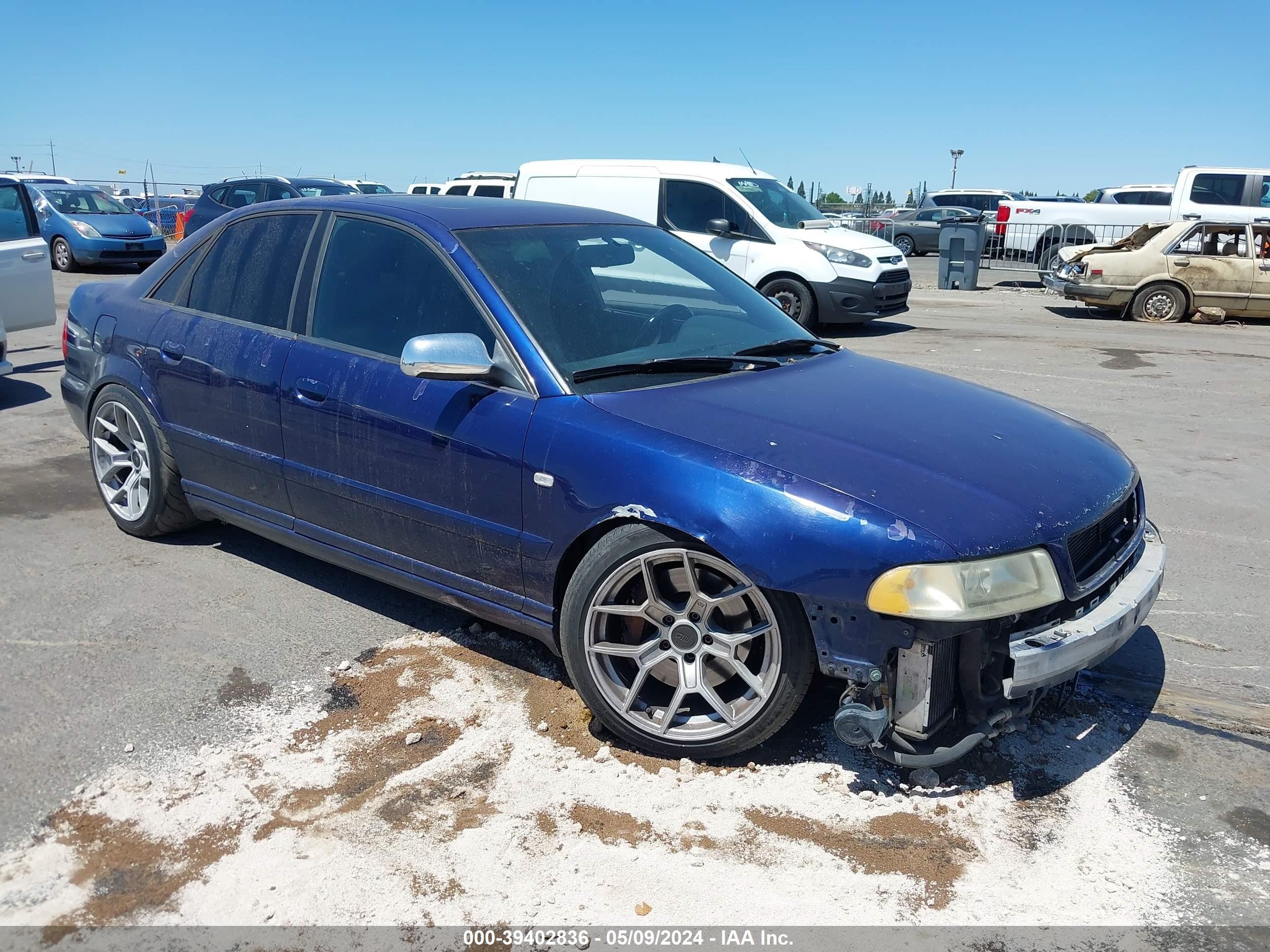 AUDI S4 2001 waurd68d11a131825