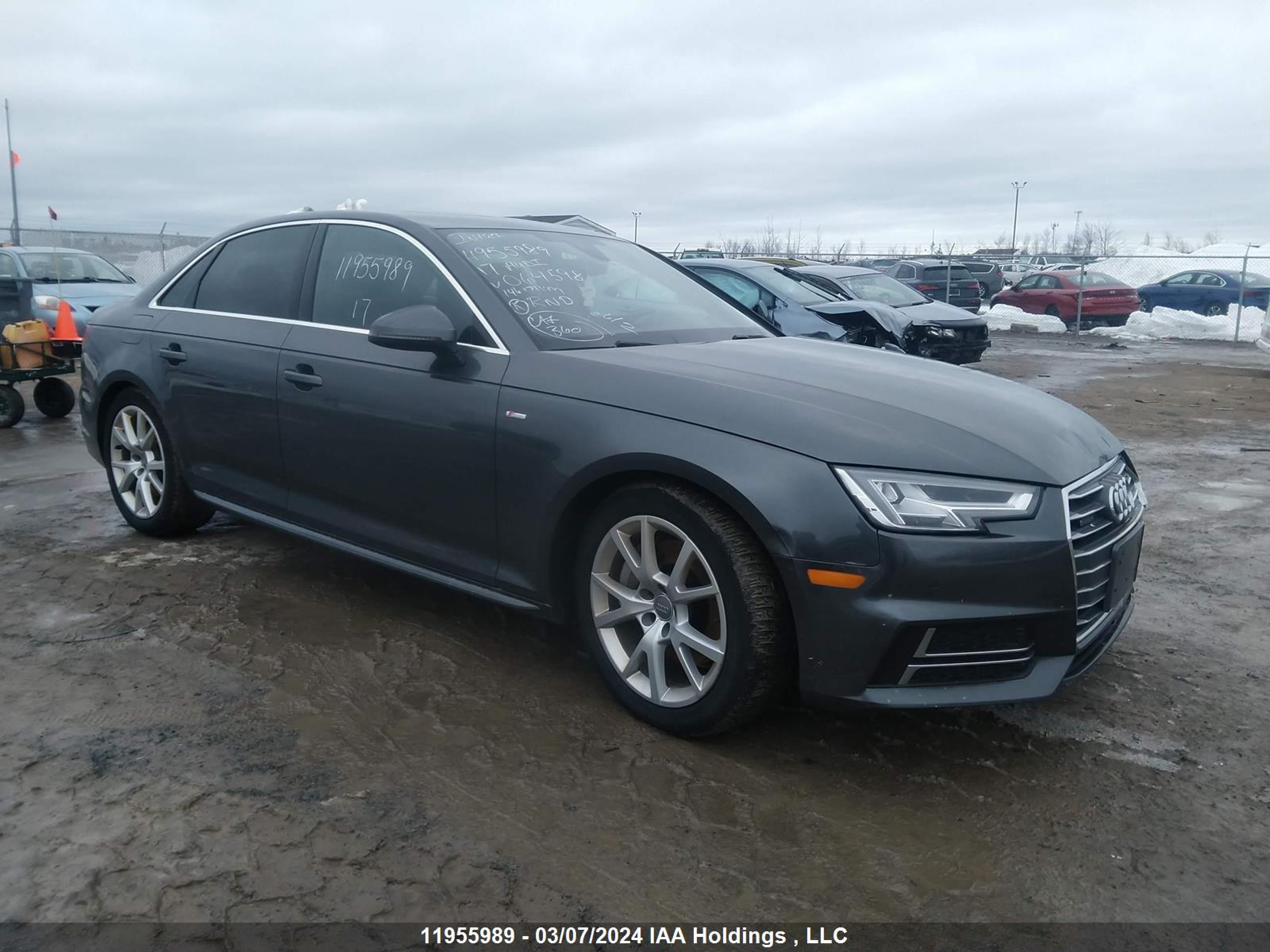 AUDI A4 2017 waurnaf41hn064598