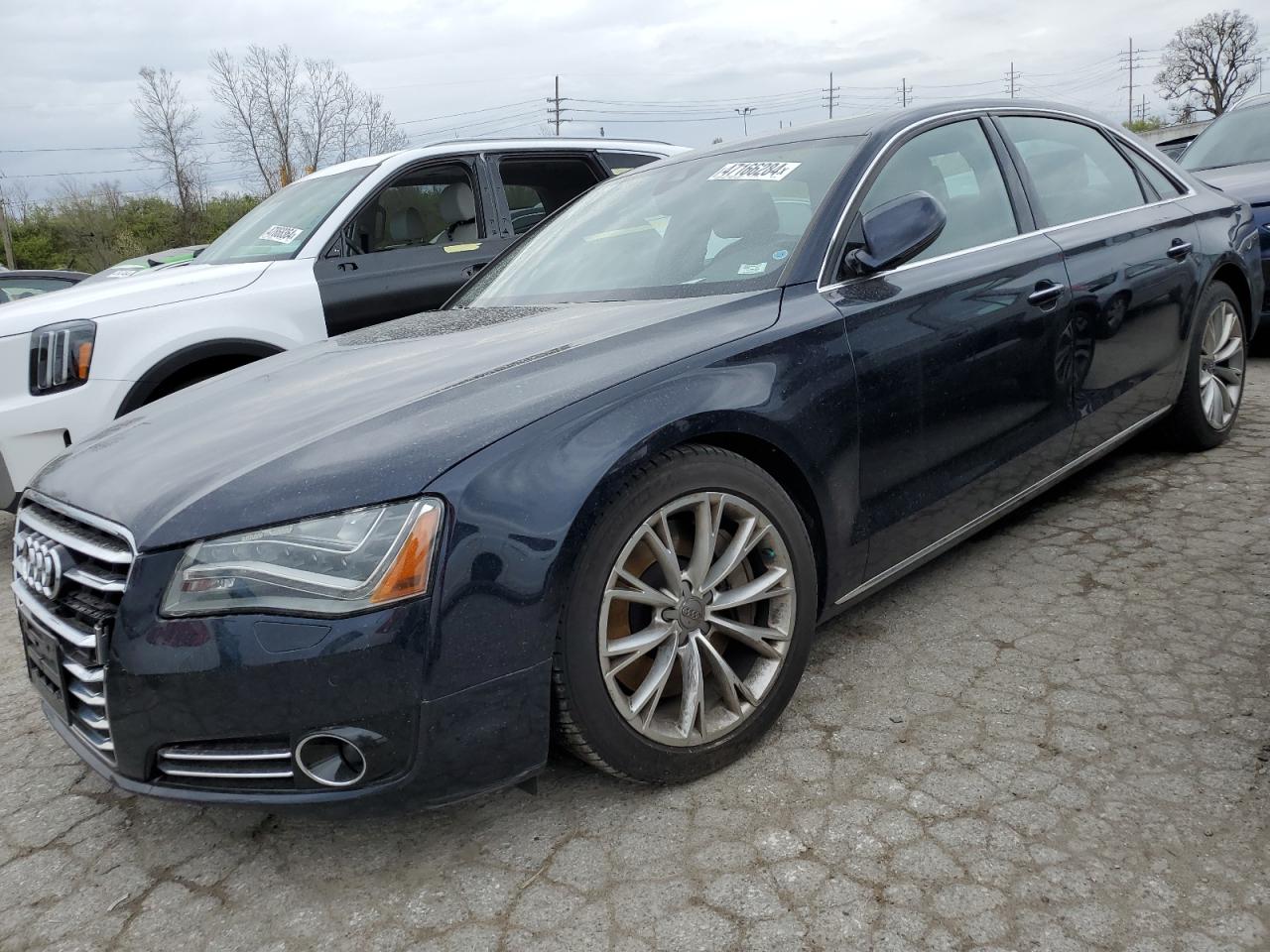 AUDI A8 2012 waurvafd8cn017691