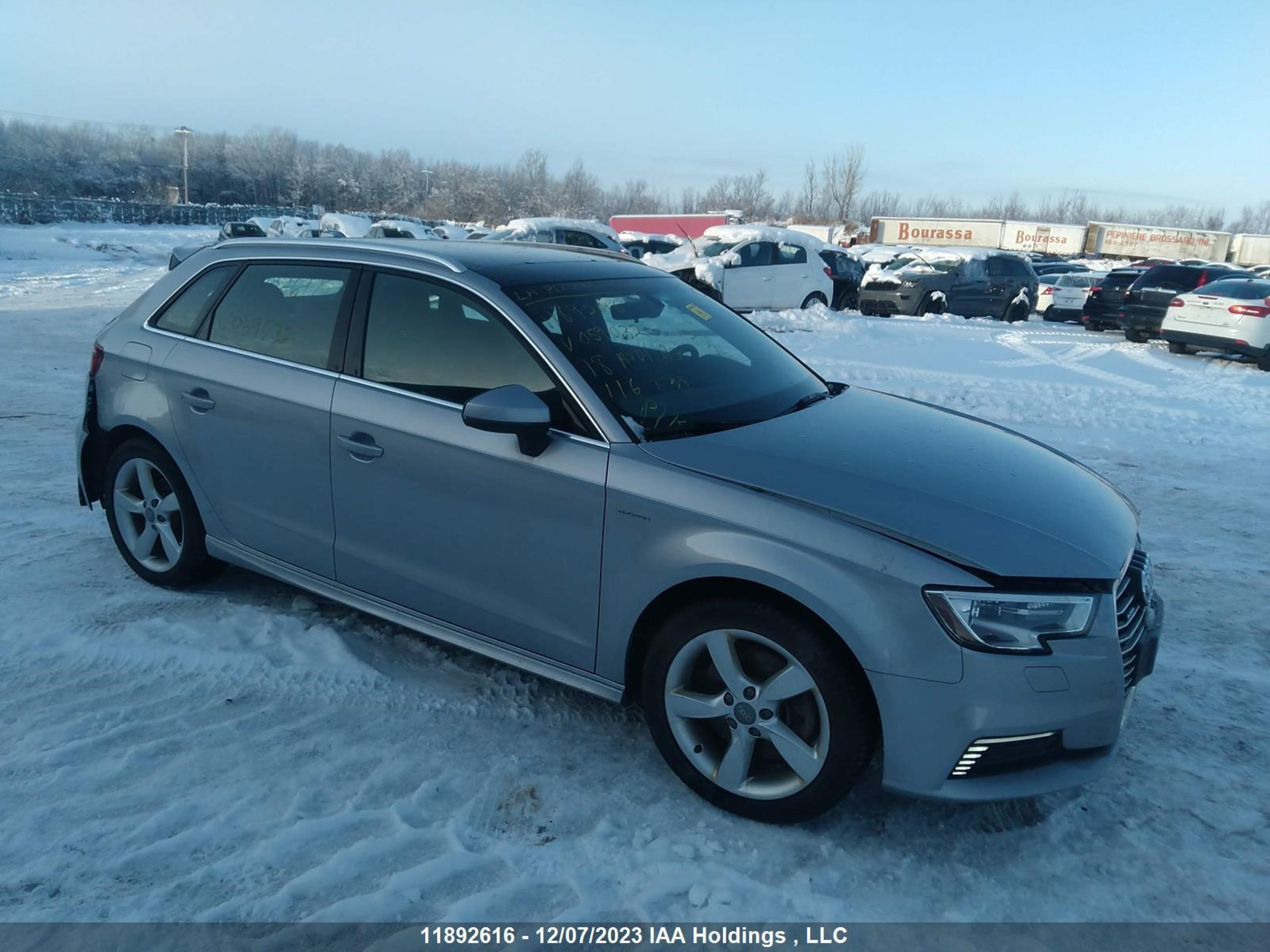 AUDI A3 2018 wauupbff2ja059032