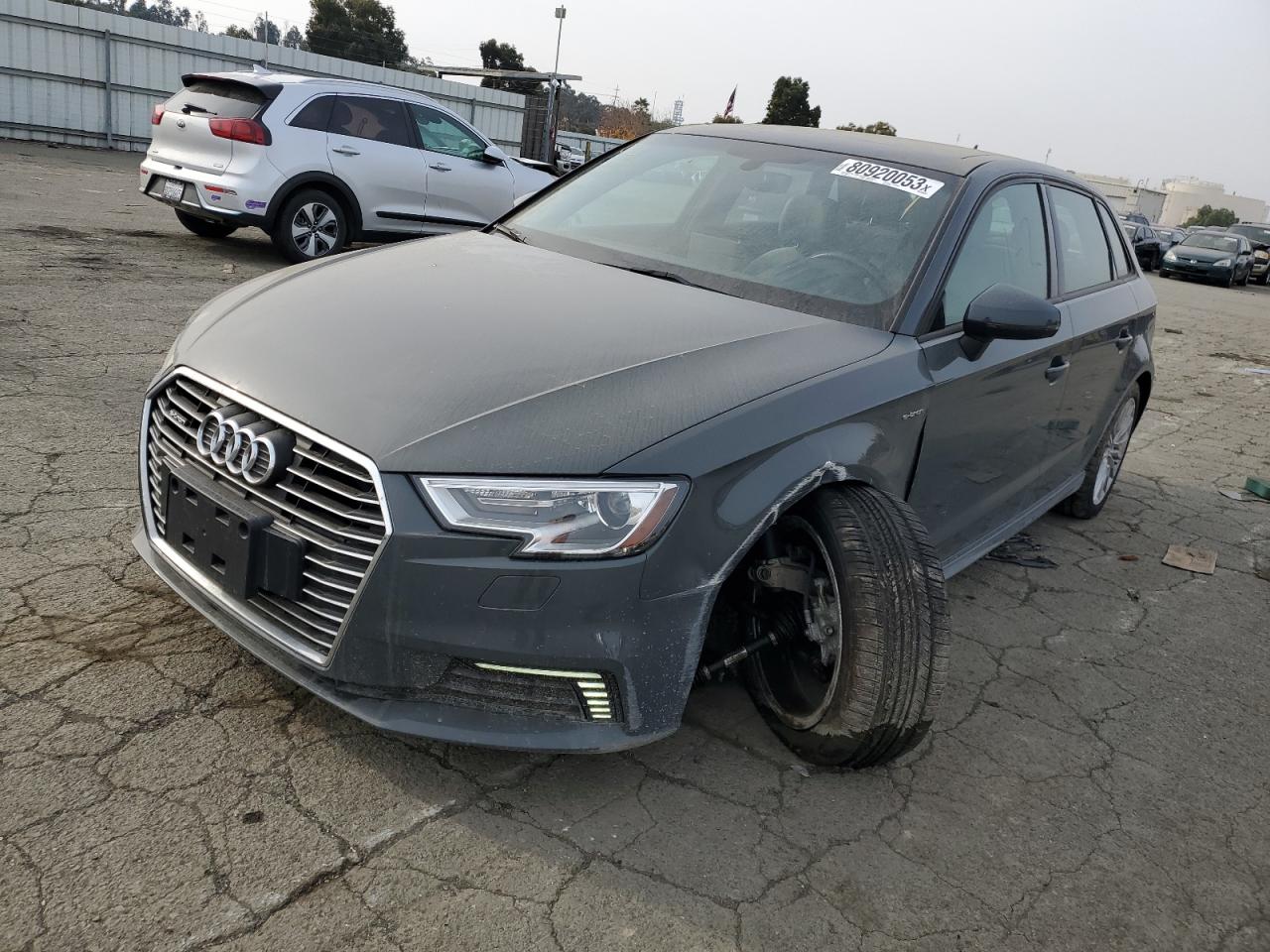 AUDI A3 E-TRON 2017 wauupbff2ja068099