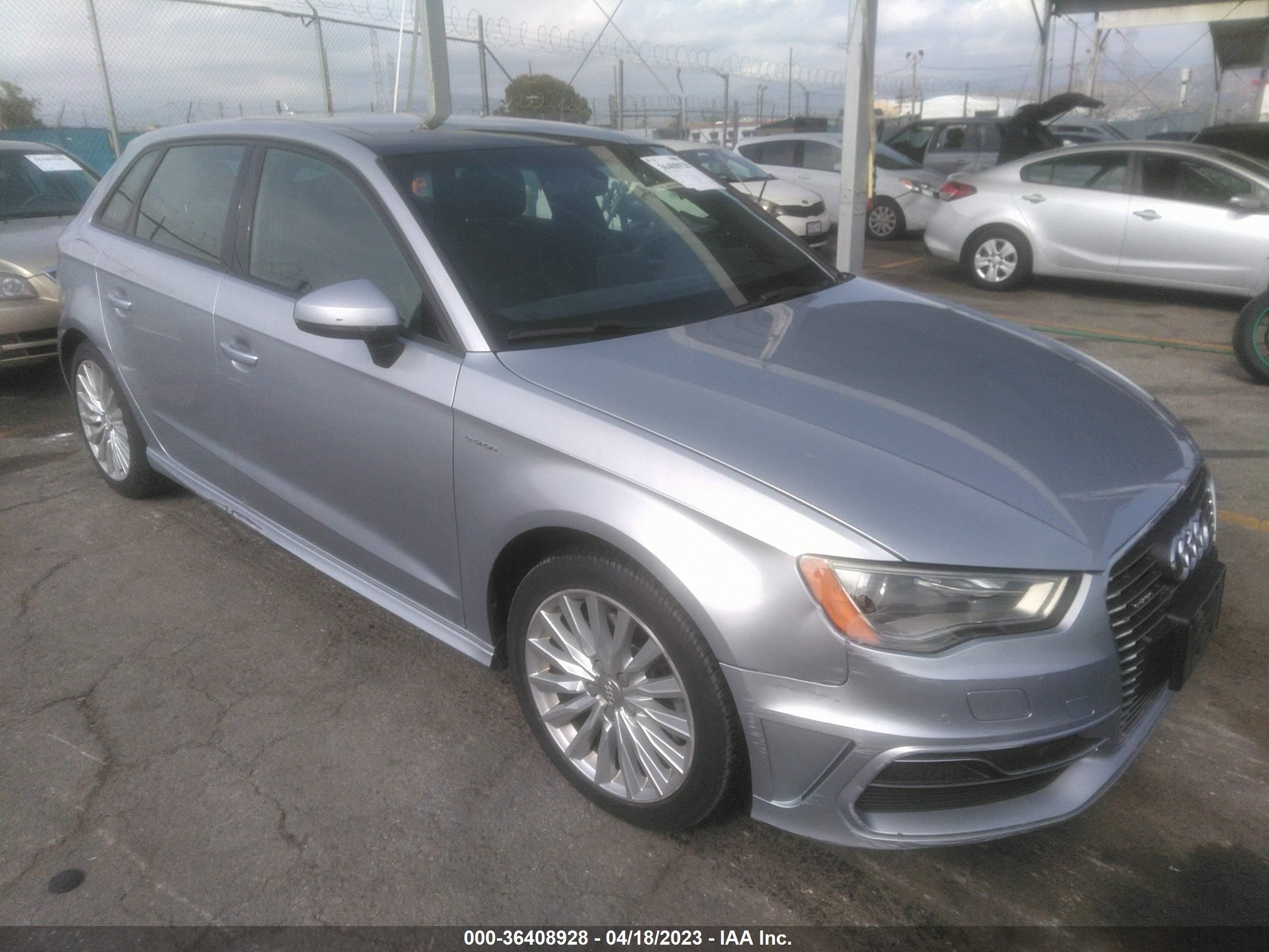 AUDI A3 2016 wauupbff3ga162341