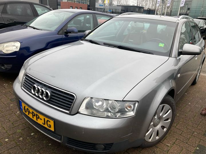 AUDI A4 AVANT 2004 wauzzz8e75a074595