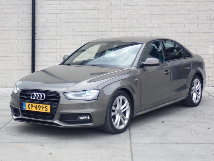 AUDI A4 SALOON 2014 wauzzz8k0ea159400