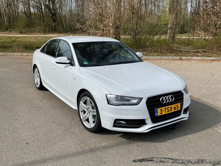 AUDI A4 2014 wauzzz8k2ea092928