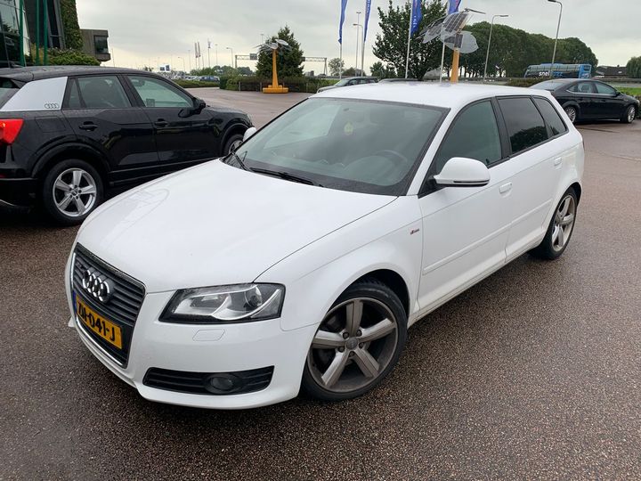 AUDI A3 SPORTBACK 2009 wauzzz8p4aa005844