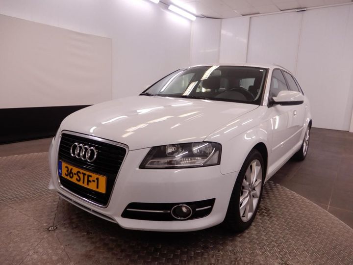 AUDI A3 SPORTBACK 2011 wauzzz8p7ca078144