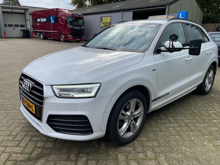 AUDI Q3 2016 wauzzz8u0gr094182