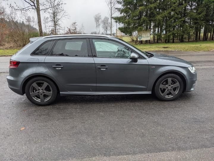 AUDI A3 SPORTBACK 2015 wauzzz8v0fa158324