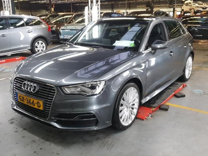 AUDI A3 SPORTBACK 2015 wauzzz8v0ga026407