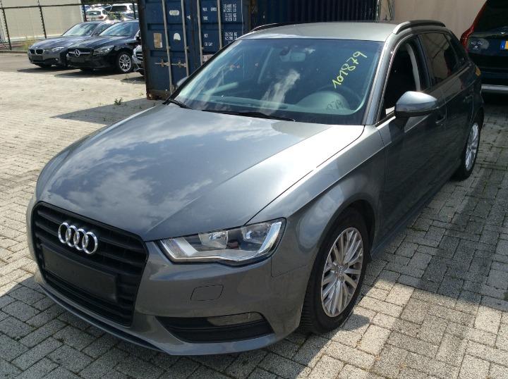 AUDI A3 SPORTBACK 2016 wauzzz8v0ga101879