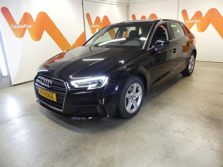 AUDI A3 SPORTBACK 2017 wauzzz8v0ha106047