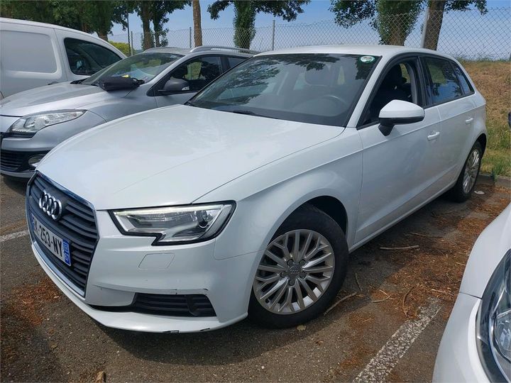 AUDI A3 SPORTBACK 2017 wauzzz8v0ha110387