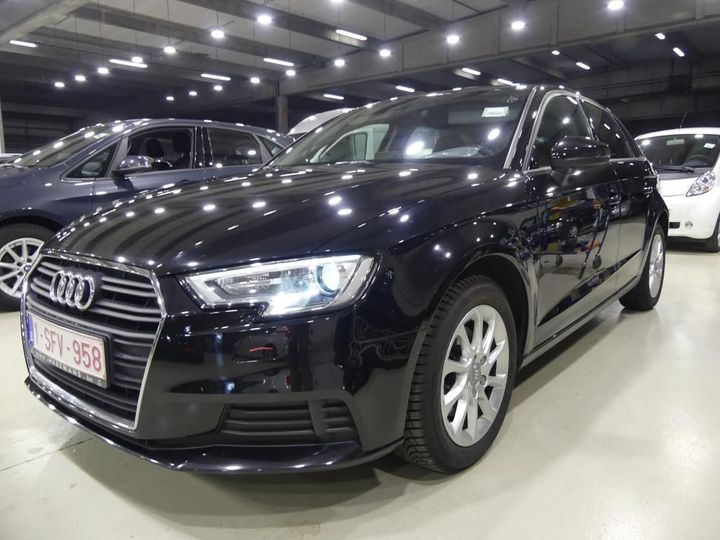 AUDI A3 SPORTBACK 2017 wauzzz8v0ha113127