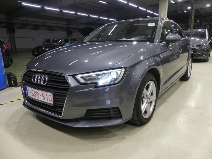 AUDI A3 SPORTBACK 2017 wauzzz8v0ha113225