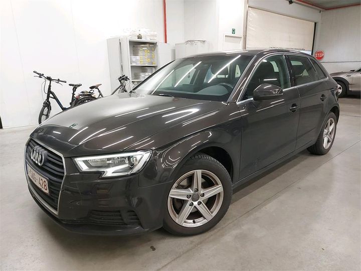 AUDI A3 SPORTBACK 2017 wauzzz8v0ha113533