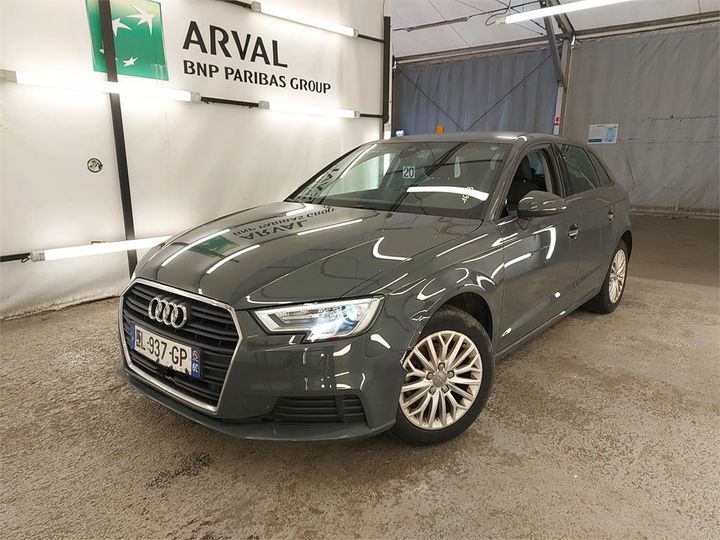 AUDI A3 SPORTBACK 2017 wauzzz8v0ha120191