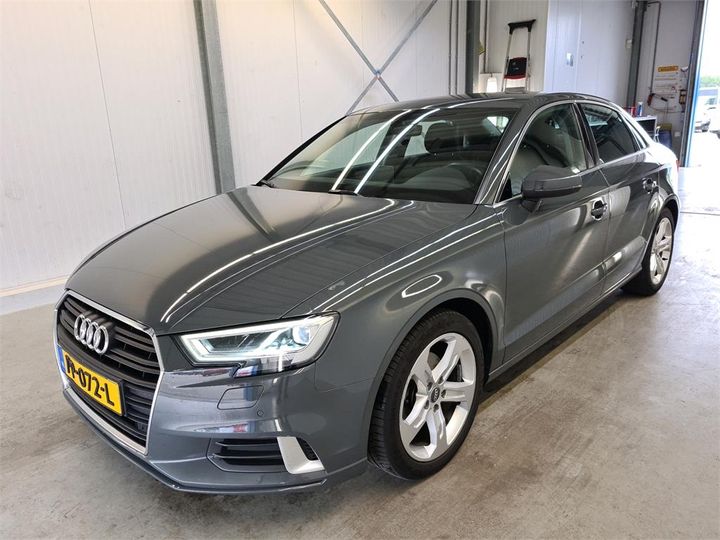 AUDI A3 2017 wauzzz8v0j1011445