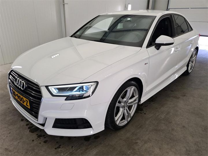 AUDI A3 2017 wauzzz8v0j1028942