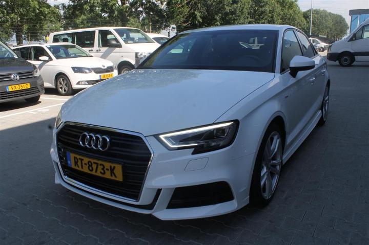 AUDI A3 LIMOUSINE 2018 wauzzz8v0j1046194