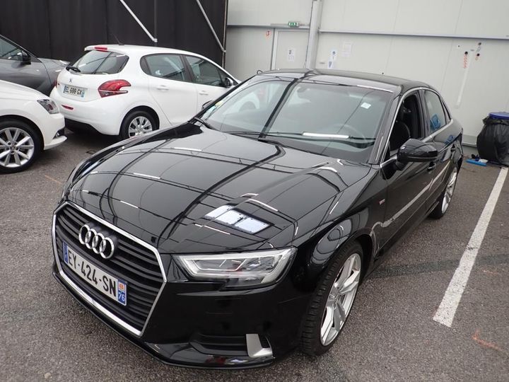 AUDI A3 BERLINE 2018 wauzzz8v0j1083827