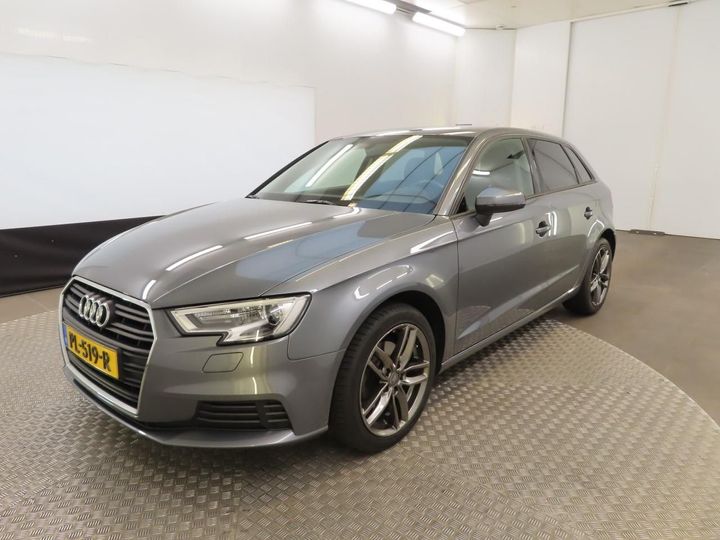 AUDI A3 SPORTBACK 2017 wauzzz8v0ja011770