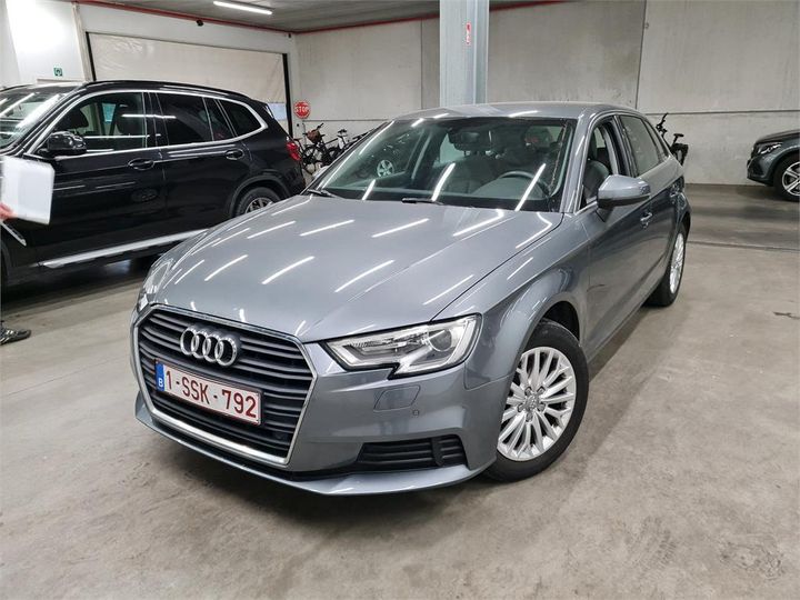 AUDI A3 SPORTBACK 2017 wauzzz8v0ja012112