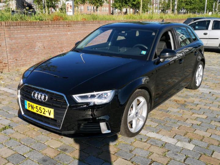 AUDI A3 SPORTBACK 2017 wauzzz8v0ja023479