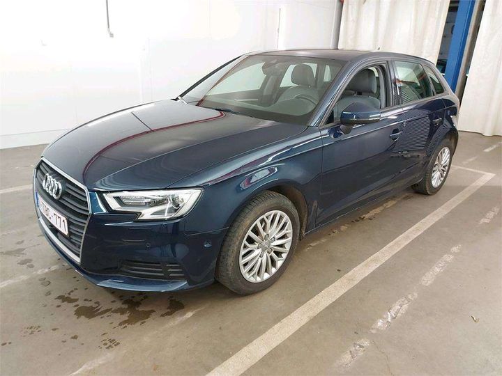 AUDI A3 SPORTBACK 2017 wauzzz8v0ja038726