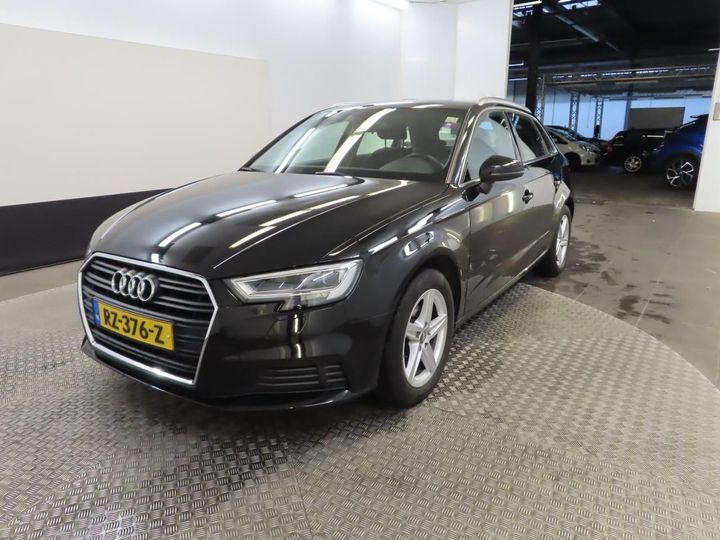 AUDI A3 SPORTBACK 2018 wauzzz8v0ja083567