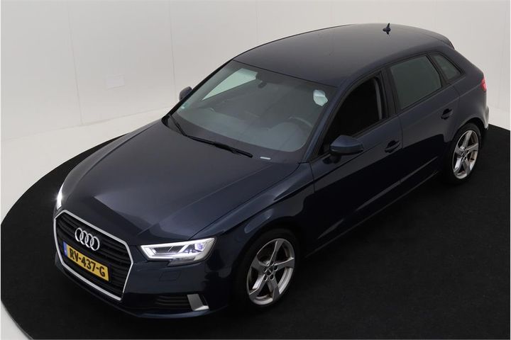 AUDI A3 SPORTBACK 2018 wauzzz8v0ja085416