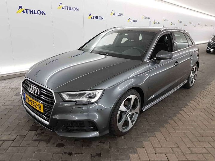 AUDI A3 SPORTBACK 2018 wauzzz8v0ja087652