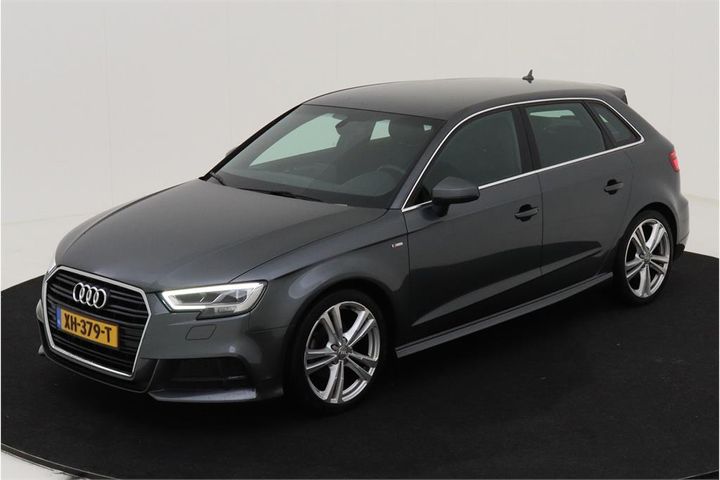 AUDI A3 SPORTBACK 2019 wauzzz8v0ja091636