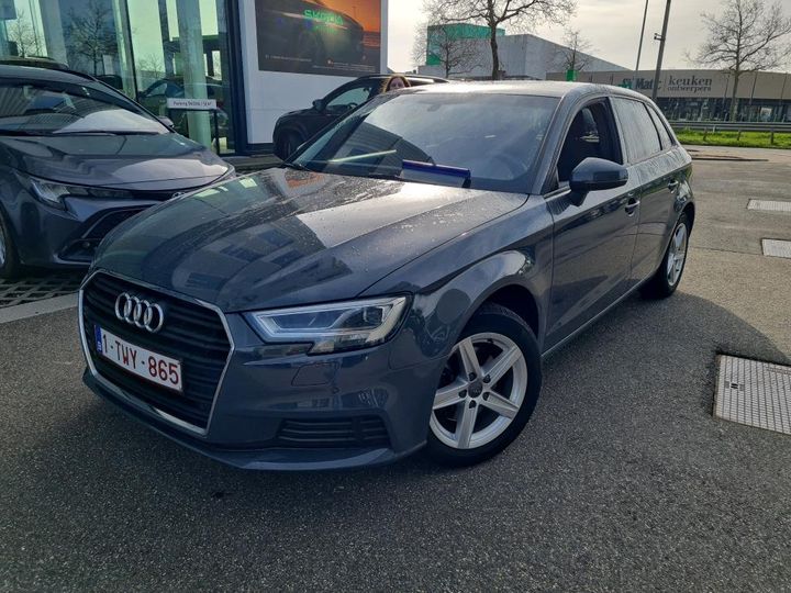 AUDI A3 SPORTBACK 2018 wauzzz8v0ja095850